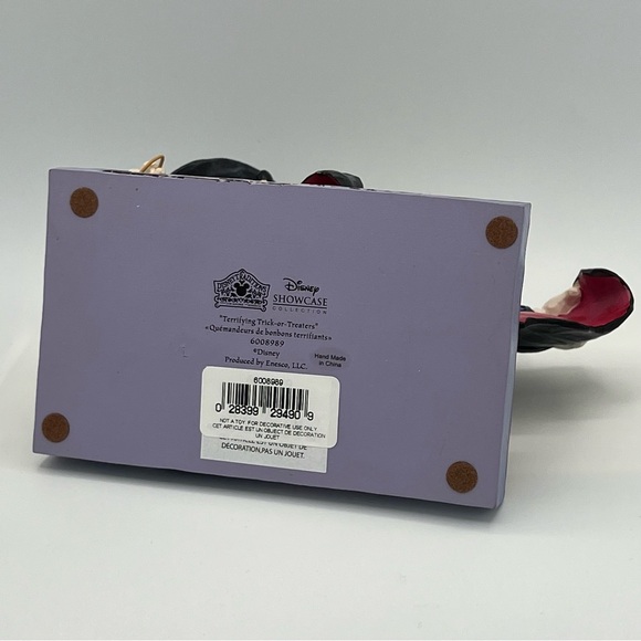 Disney Showcase Traditions Terrifying Trick-Or-Treaters Mickey & Minnie Figurine - Picture 5 of 6